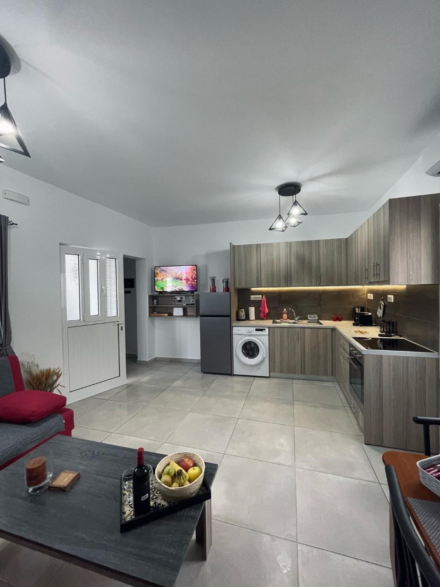 Blue Horizon Apartment Achlia Ngoại thất bức ảnh