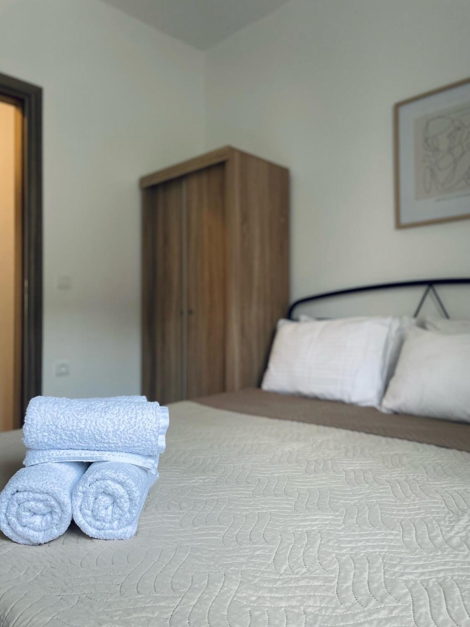 Blue Horizon Apartment Achlia Ngoại thất bức ảnh