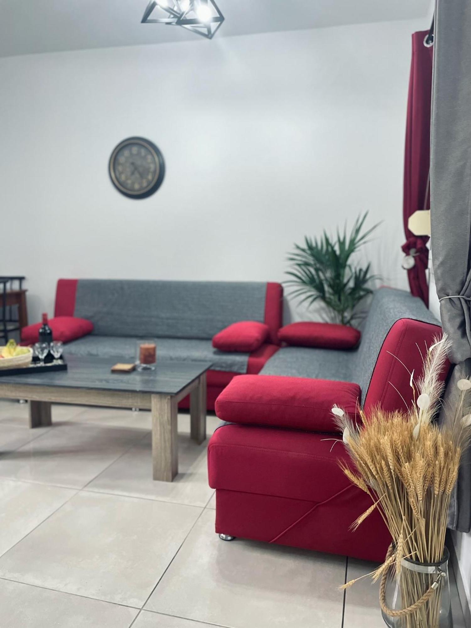 Blue Horizon Apartment Achlia Ngoại thất bức ảnh