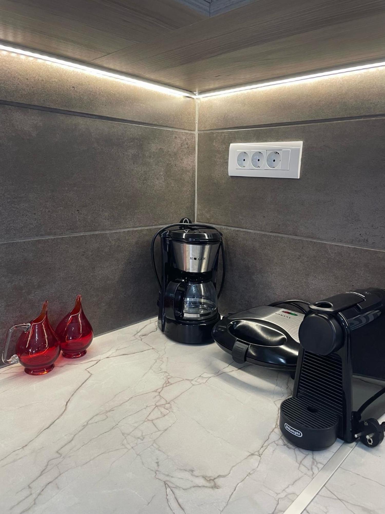 Blue Horizon Apartment Achlia Ngoại thất bức ảnh